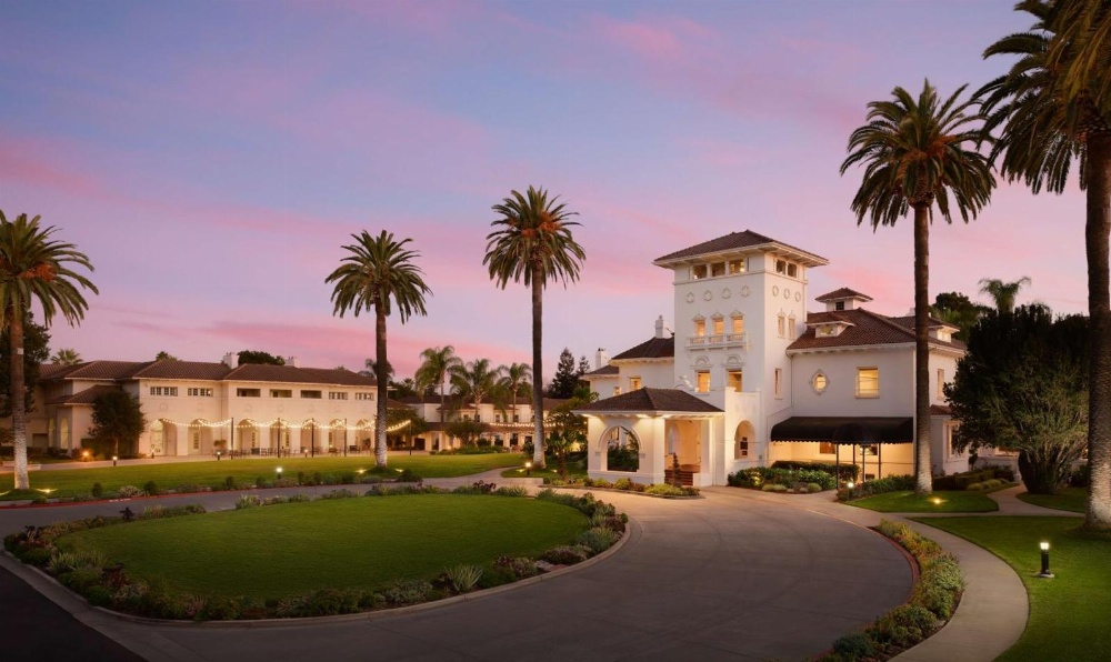 Hayes Mansion San Jose, Curio Collection by Hilton